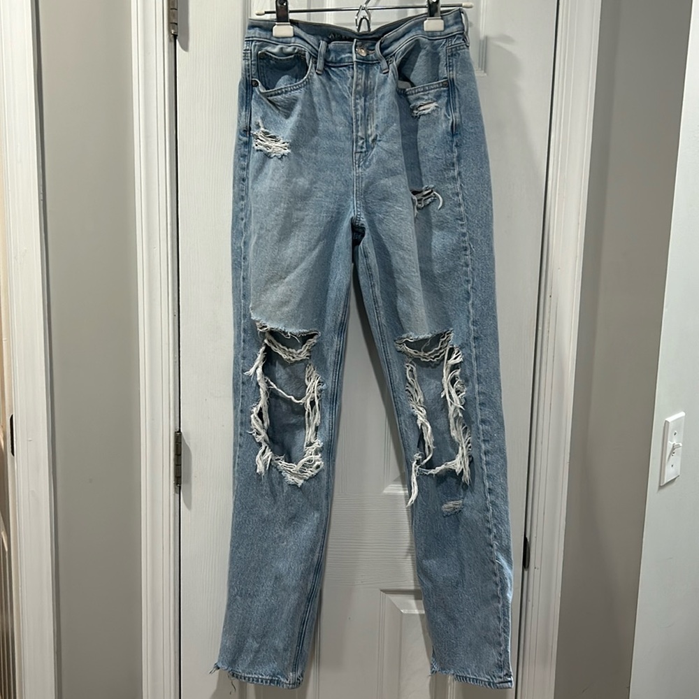 American Eagle Outfitters Light Blue Distressed Straight Leg Jeans
